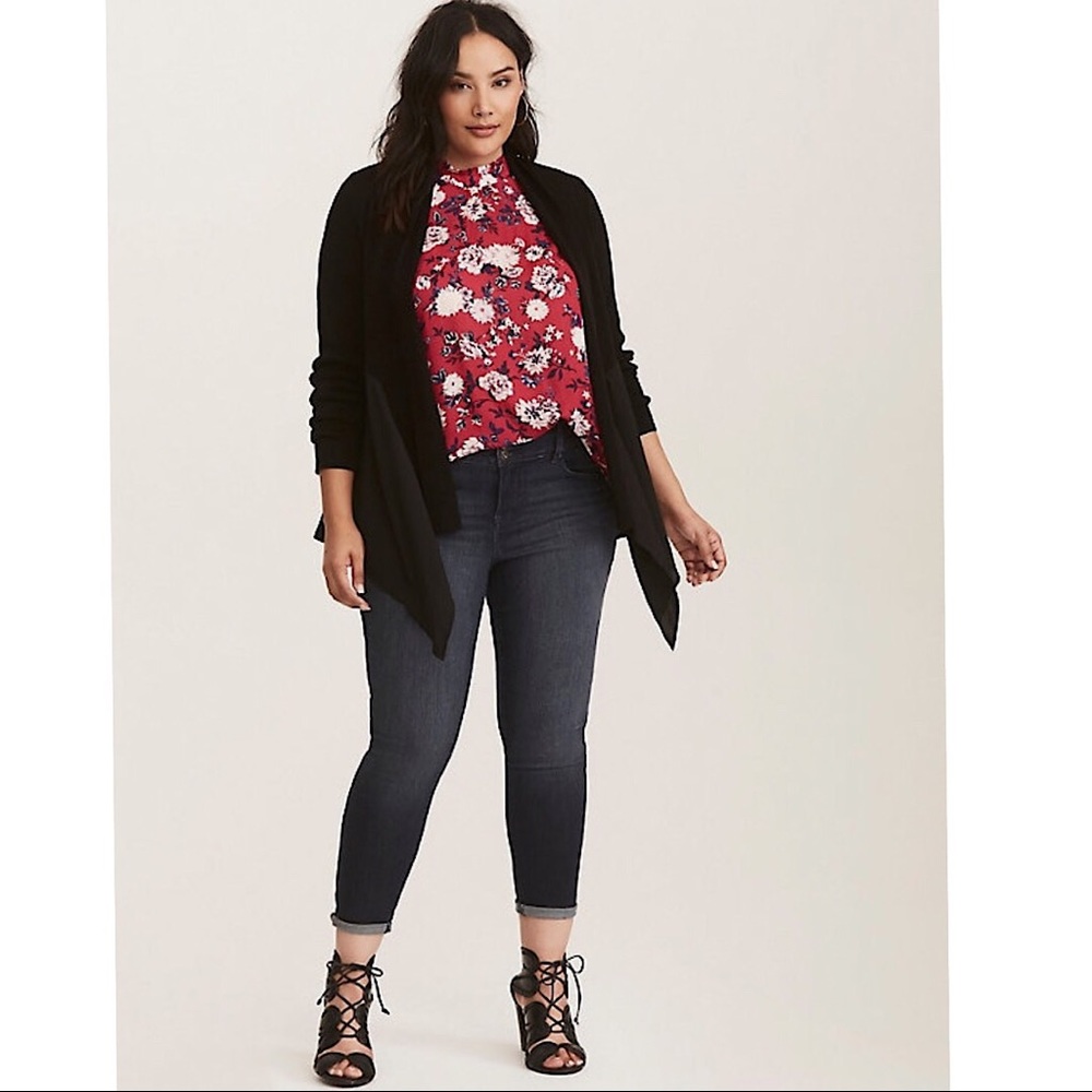 Torrid Floral Mock Neck Ruffle Trim Tank